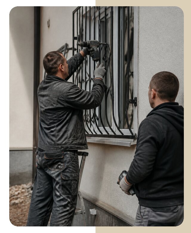 Установка наружных решеток в Саяногорске от 5019 р. | ДвериЛегко-Снг